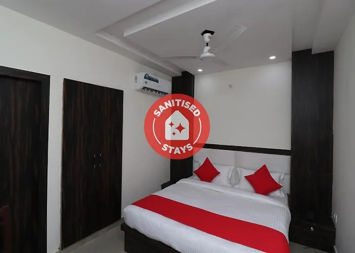The Hosteller Agra
