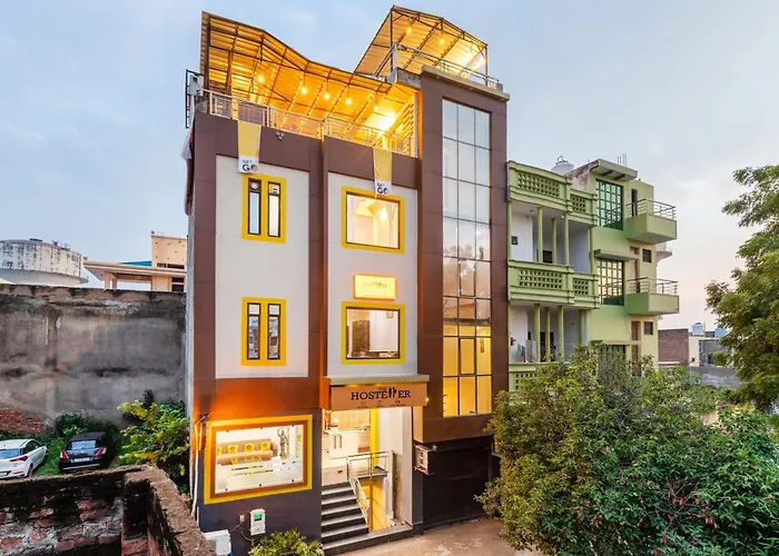 The Hosteller Agra