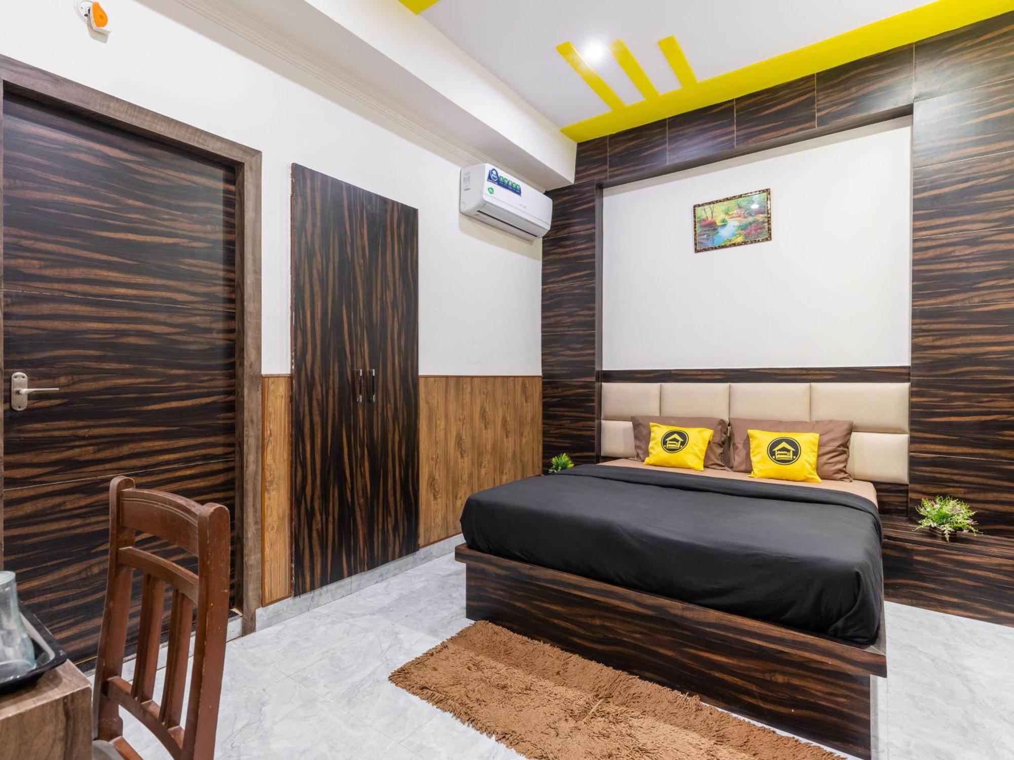 The Agra Hostel *