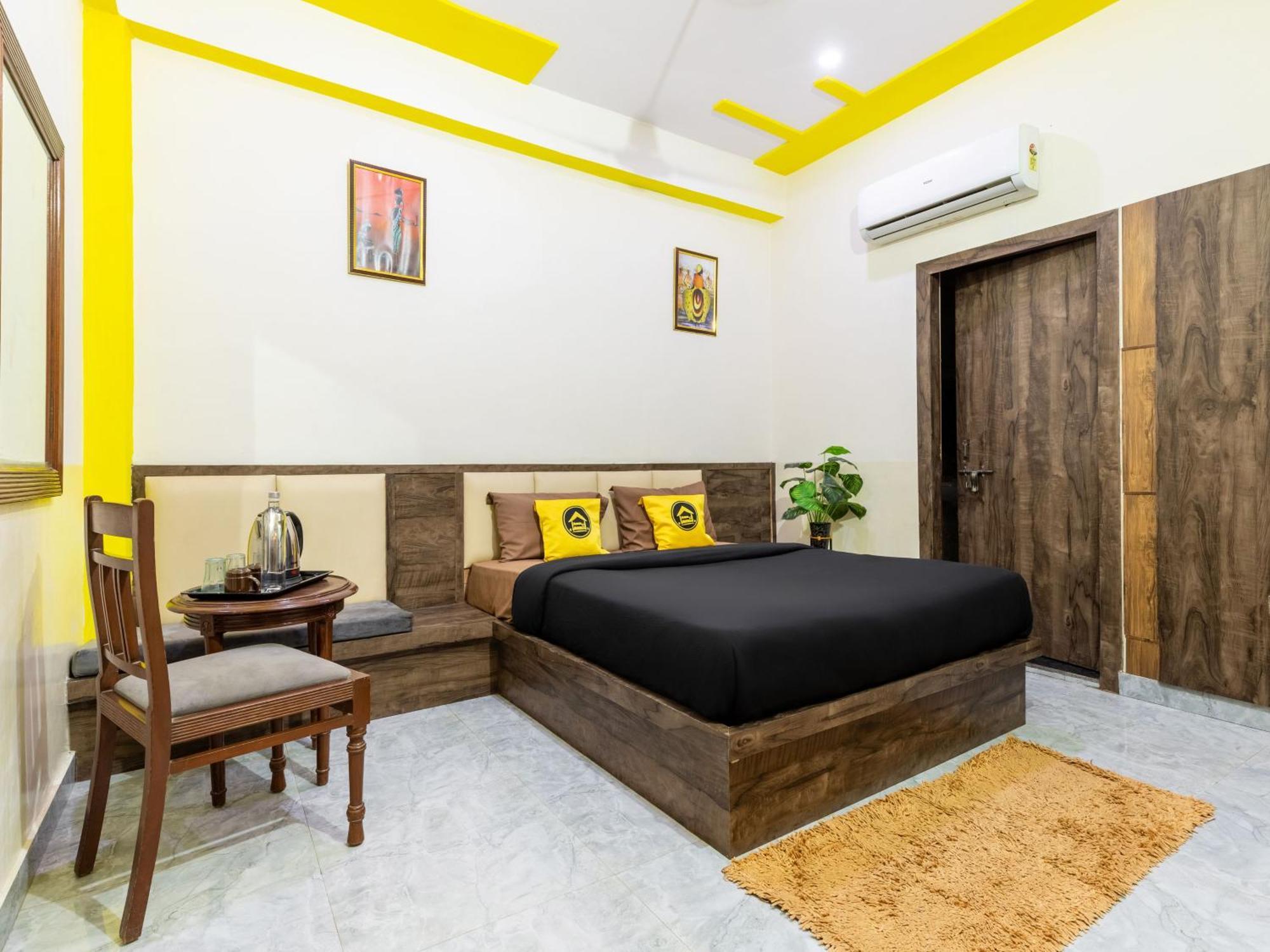 Hostel The Agra *