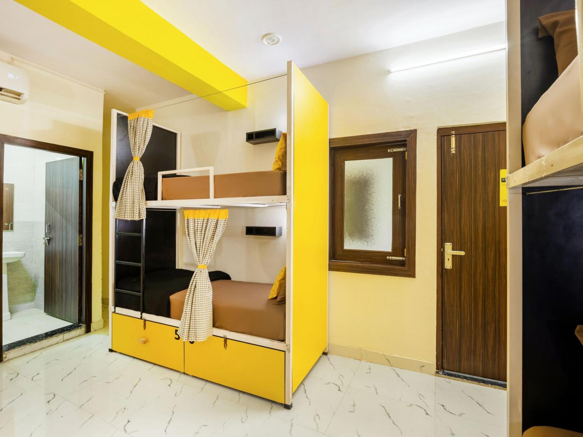 Hostel The Agra