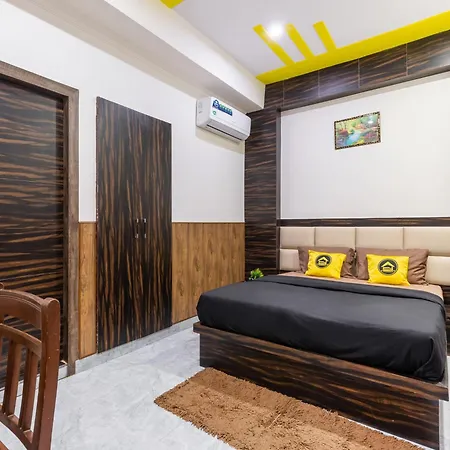 The Hosteller Agra Agra  Room photo