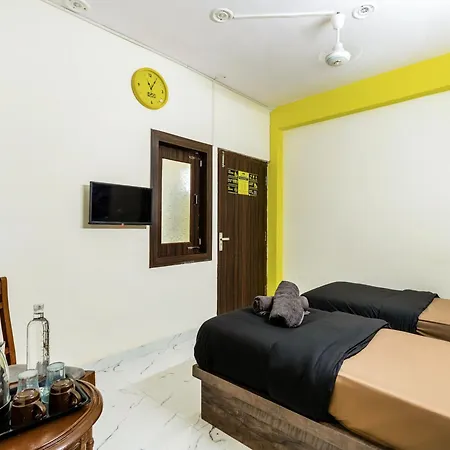 The Hosteller Agra Agra  Room photo