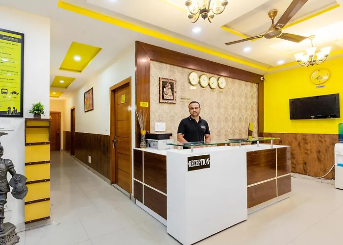The Hosteller Agra